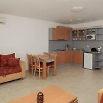 Aparthotel Silver Springs 3*