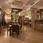 Silver Springs Aparthotel