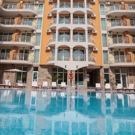 Апарт-готель Silver Springs Сонячний Берег