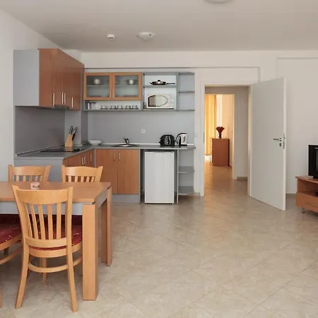 公寓式酒店 Silver Springs 3*