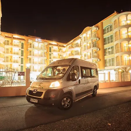 Silver Springs 阳光海滩