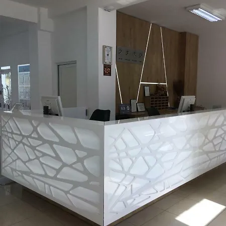 Silver Springs Апарт-готель Сонячний Берег